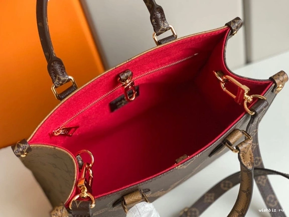 WIS VUITTON PM LOUIS ONTHEGO 1204